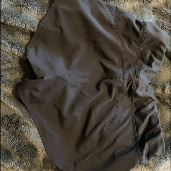 Layer8 athletic shorts - Picture 2 of 2